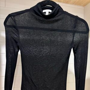 Leith Elegant Black Top XXS